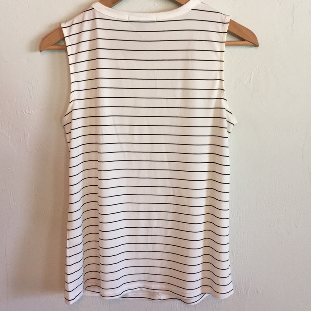 Banana Republic Sleeveless Blouse - Picture 4 of 4